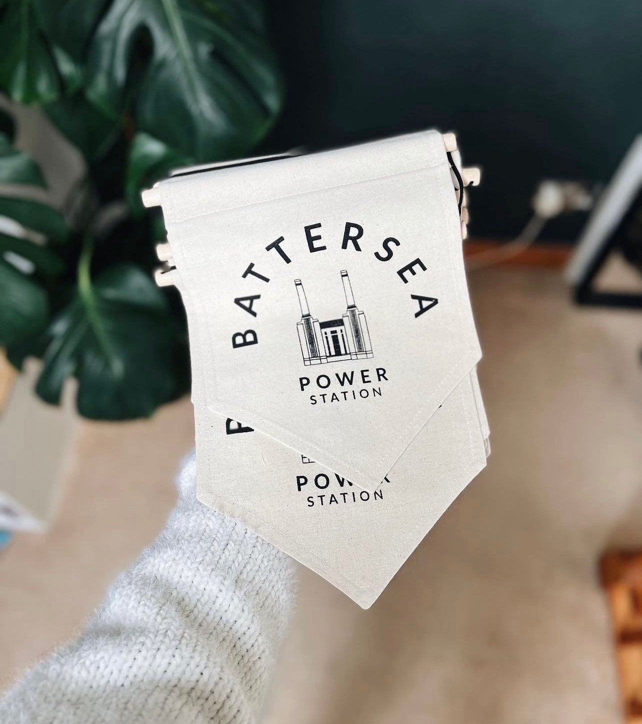 Battersea Classic Banner // Seconds